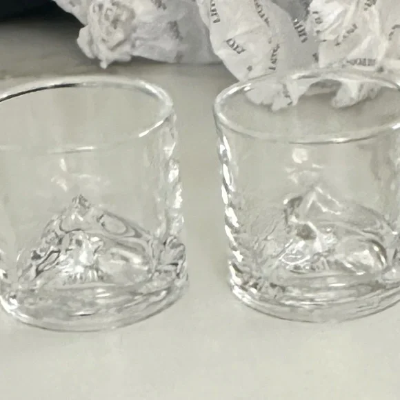 NWT - Everest Whiskey Decanter + 4 Glasses - Barware Gift Set - Picture 9 of 16